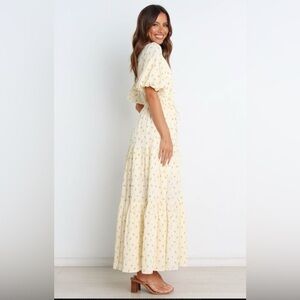 Petal and Pup Spring Yellow Maxi Dress Cottage Core Whimsical Size 8 Easter